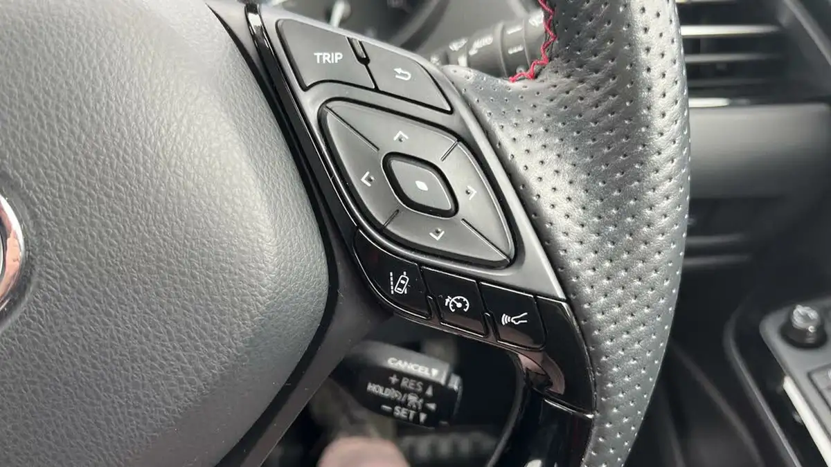 2022-toyota-c-hr-18-vvt-i-gr-sport-big-47