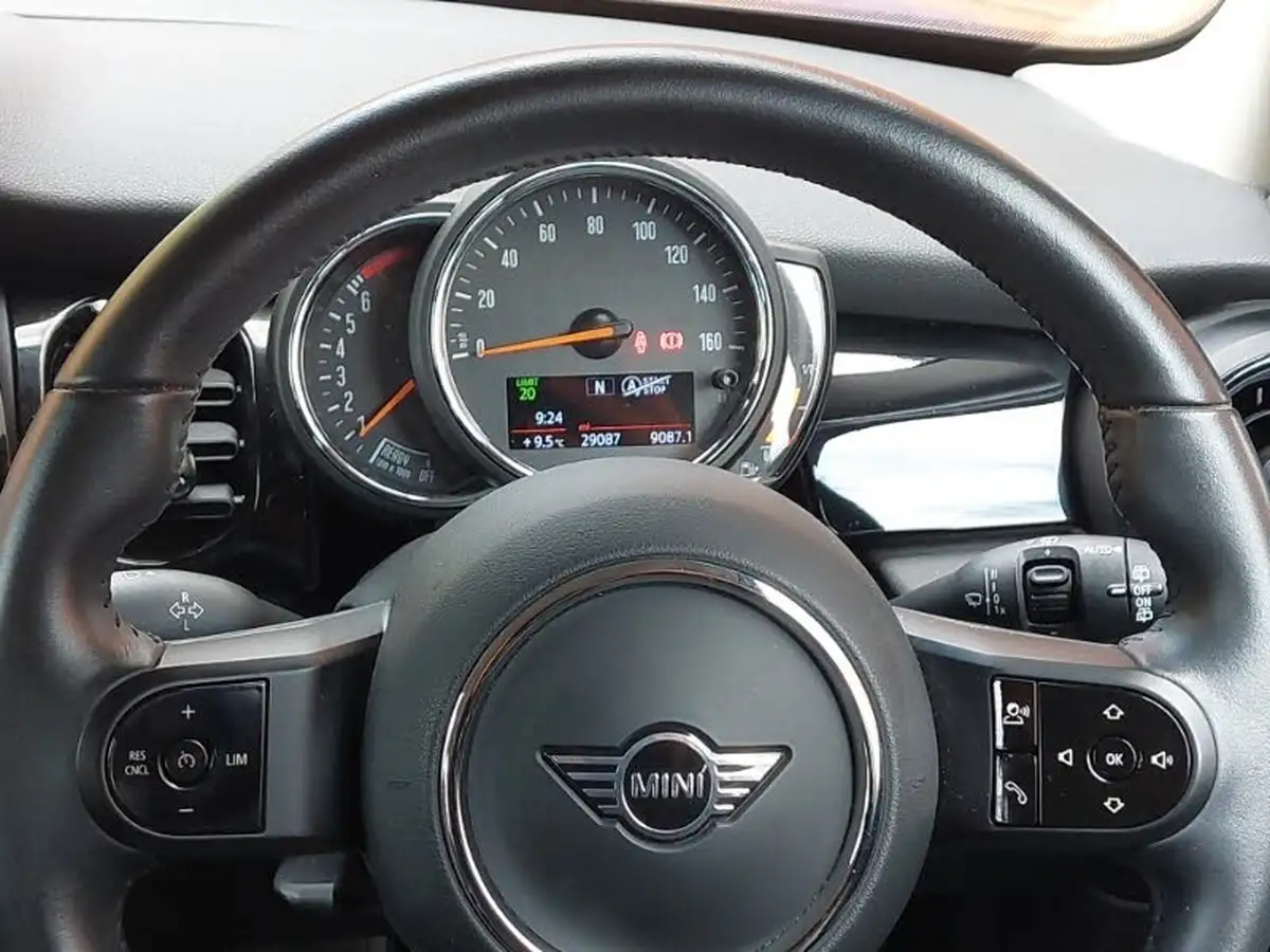 2022-mini-cooper-15-cooper-classic-hatchback-5d-big-9