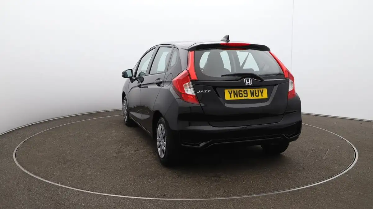 2019-honda-jazz-13-i-vtec-s-big-57