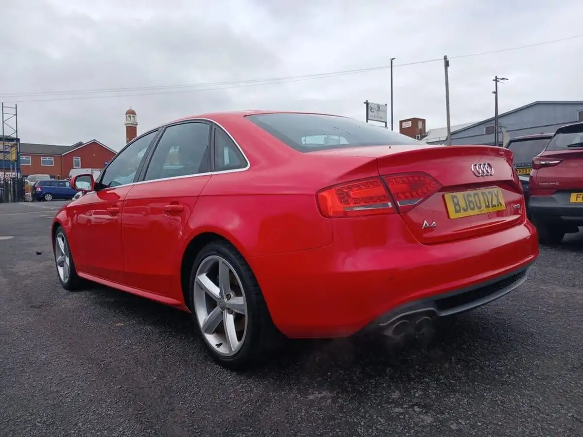 2010-audi-a4-18-s-line-160ps-big-10