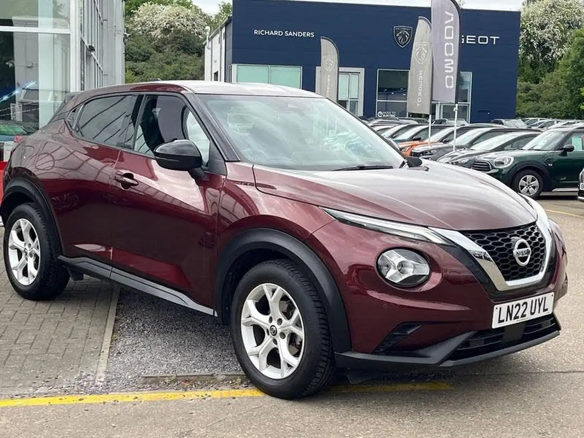 2022-nissan-juke-10-dig-t-n-connecta-big-0