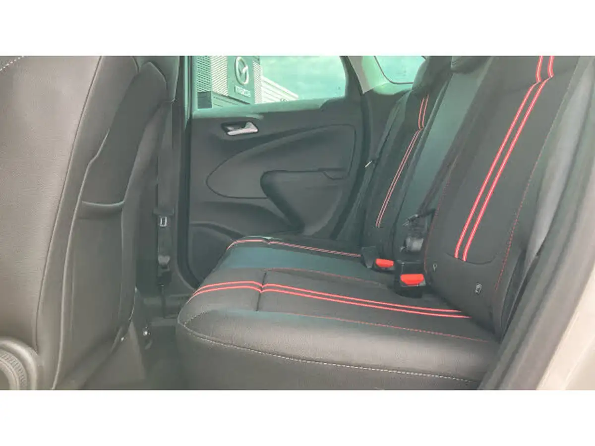 2023-vauxhall-crossland-12-gs-110ps-big-15
