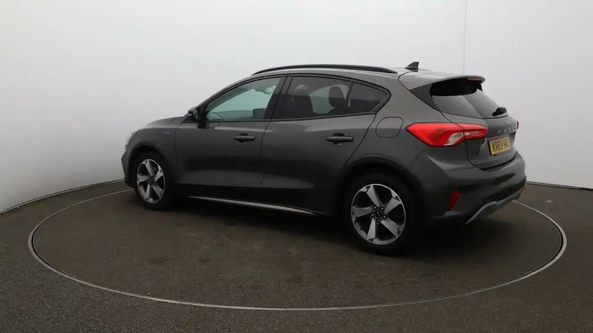 2019-ford-focus-10t-active-hatchback-big-34