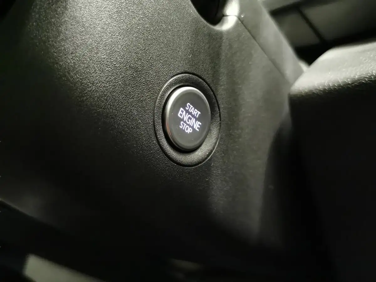 2021-volkswagen-id4-e-first-edition-big-23