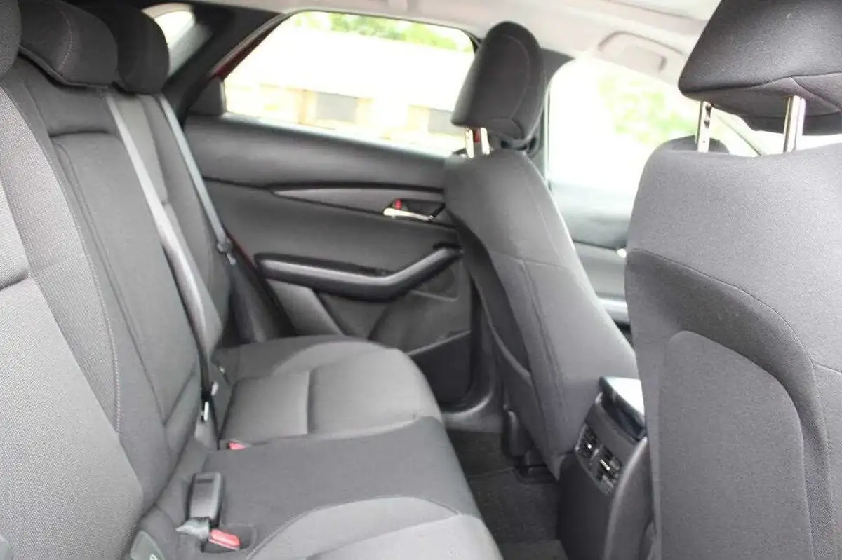 2023-mazda-cx-30-20-e-skyactiv-x-sport-lux-big-27