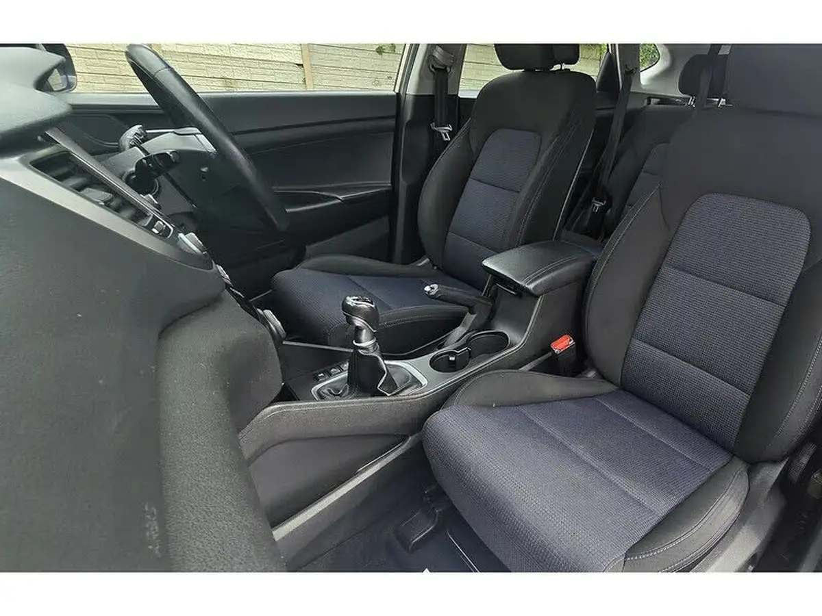 2018-hyundai-tucson-16-gdi-blue-drive-se-nav-big-27