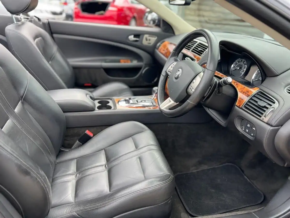 2008-jaguar-xk-42-convertible-big-22