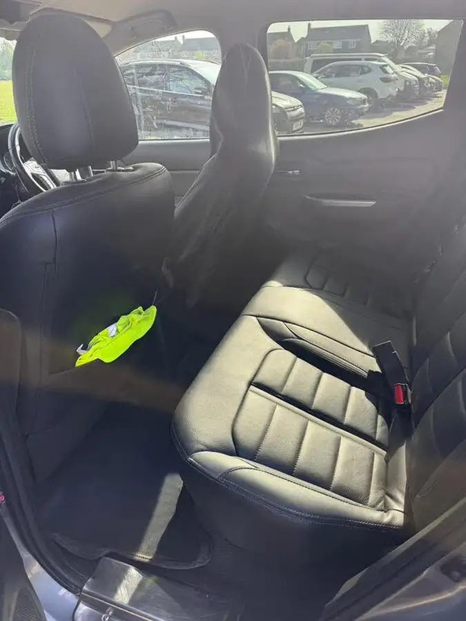 2019-mitsubishi-l200-24di-d-barbarian-eu6b-auto-big-12