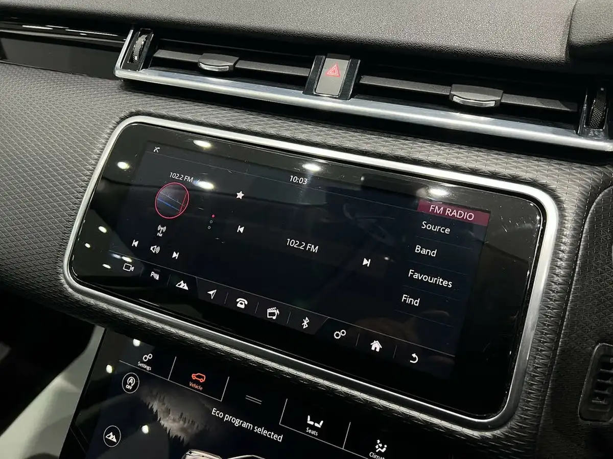 2018-land-rover-range-rover-velar-20-d180-s-ss-big-40