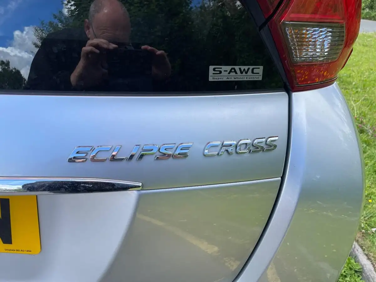 2018-mitsubishi-eclipse-cross-15-4-auto-big-7