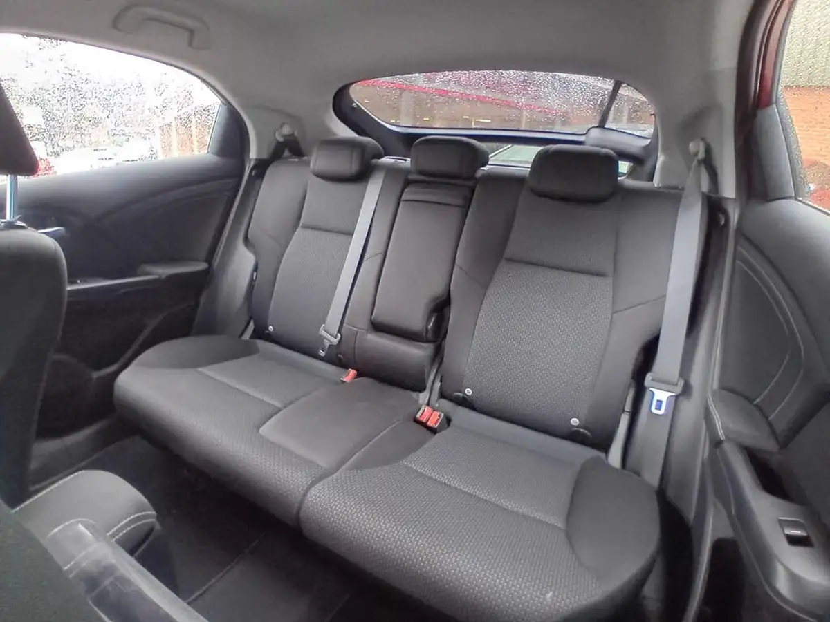 2015-honda-civic-18-se-plus-honda-connect-hatchback-auto-big-46