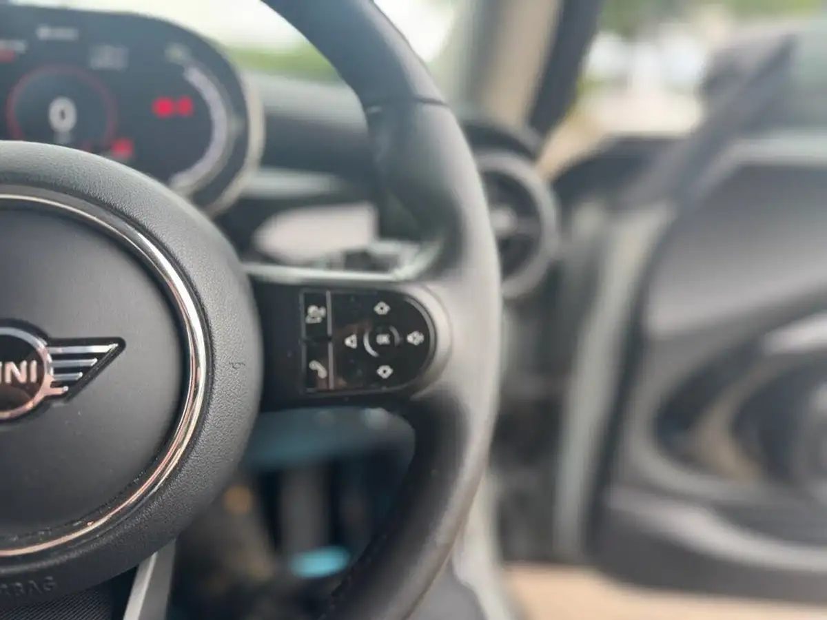 2022-mini-cooper-e-cooper-s-1-big-39