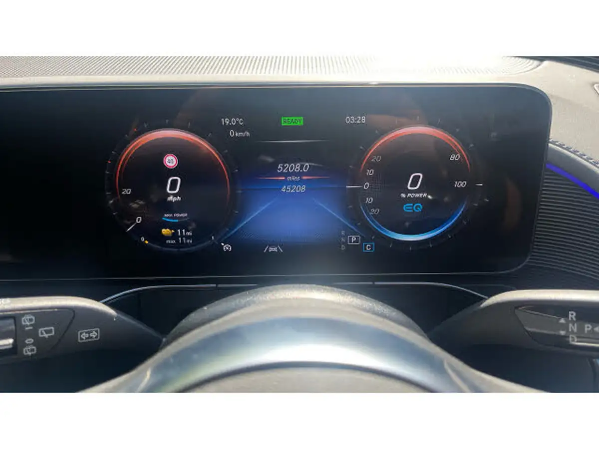 2022-mercedes-benz-eqc-e-eqc-400-amg-line-premium-big-17