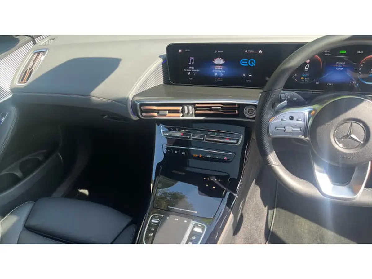 2022-mercedes-benz-eqc-e-eqc-400-amg-line-premium-big-13