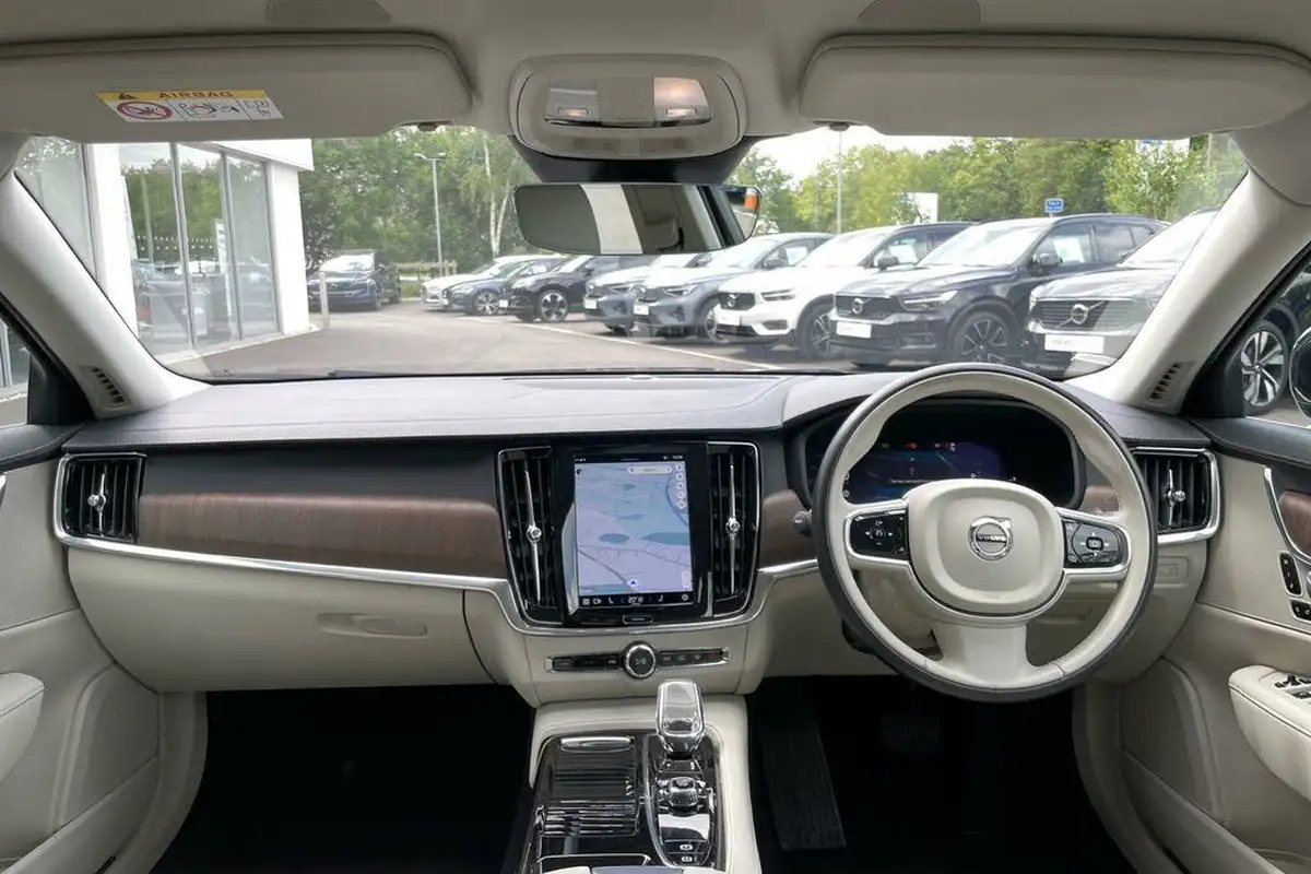 2022-volvo-s90-20-t8-inscription-455bhp-big-2