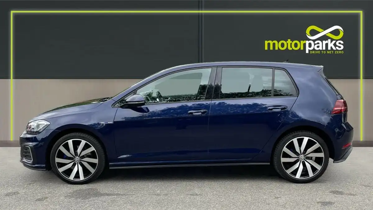 2020-volkswagen-golf-14-tsi-gte-advance-big-5