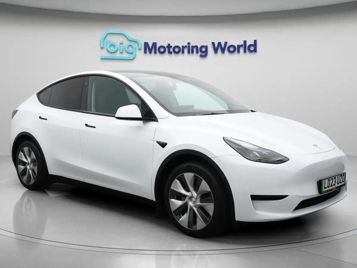 2023-tesla-model-y-e-rwd-big-0