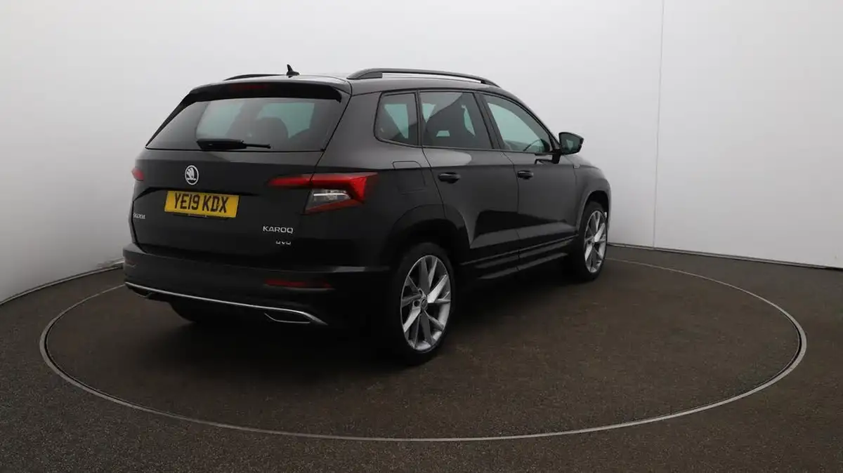 2019-skoda-karoq-20tdi-sportline-150ps-4x4-big-57