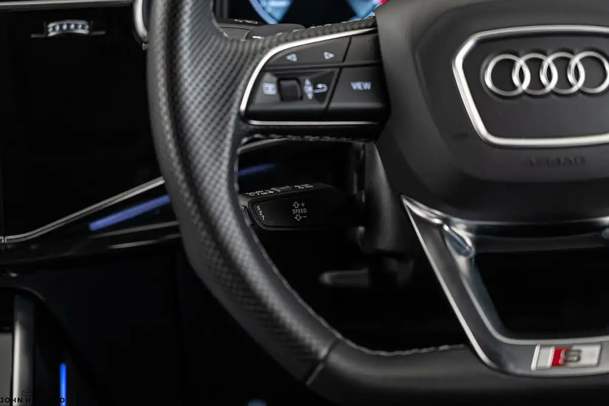 2022-audi-sq8-40-tfsi-black-edition-big-26