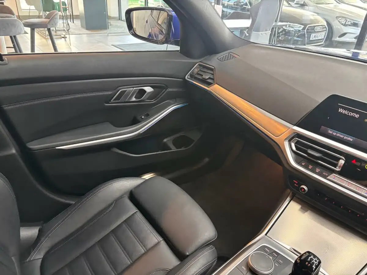 2021-bmw-3-series-20-330e-xdrive-m-sport-touring-5d-big-39