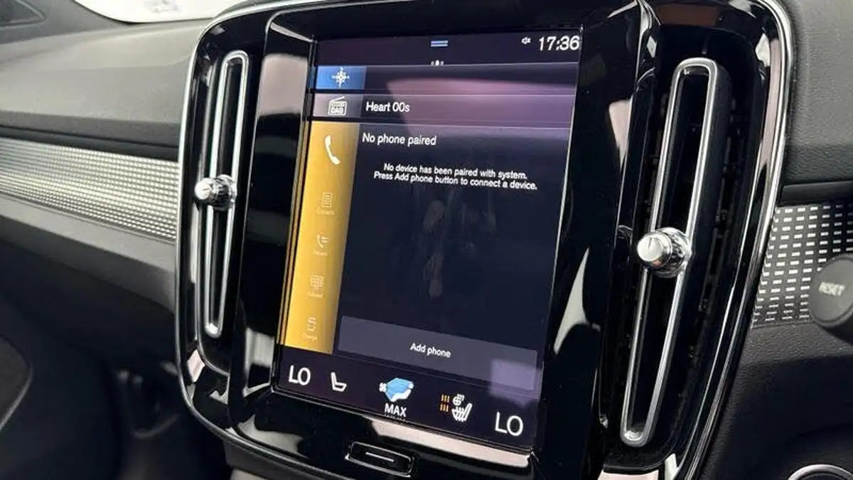 2022-volvo-xc40-15-t5-r-design-pro-big-19