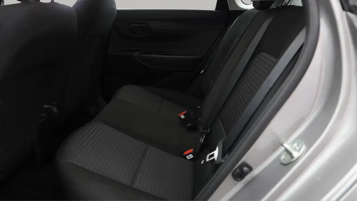 2022-hyundai-i20-10-t-gdi-se-connect-eclutch-imt-big-16