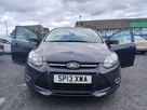 2013-ford-focus-10-zetec-100ps-hatchback-small-2