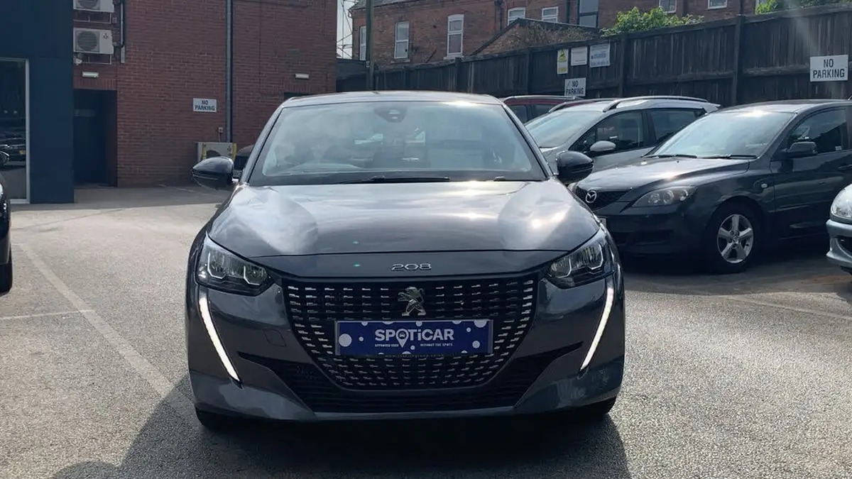 2022-peugeot-208-12-puretech-active-premium-100bhp-eat8-big-7