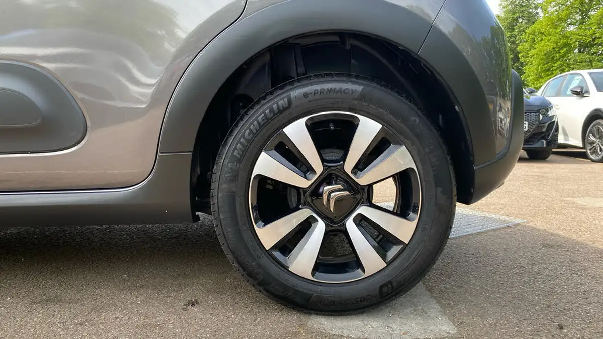 2022-citroen-c3-12-puretech-c-series-big-14