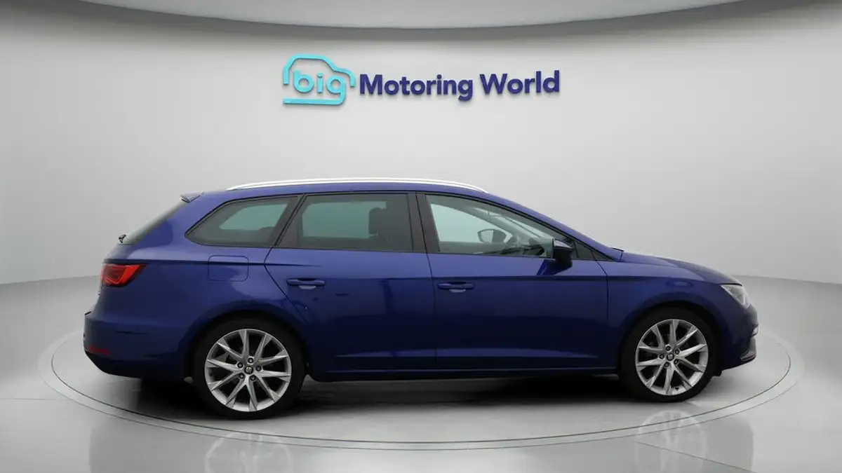 2017-seat-leon-14-ecotsi-fr-technology-estate-5d-dsg-big-8