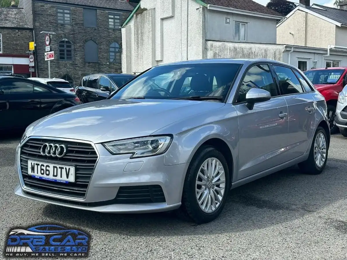 2017-audi-a3-20-tdi-se-technik-sportback-5d-big-2