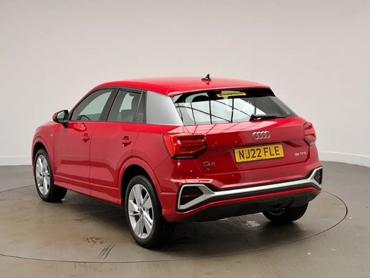 2022-audi-q2-15-35-tfsi-s-line-tronic-big-1