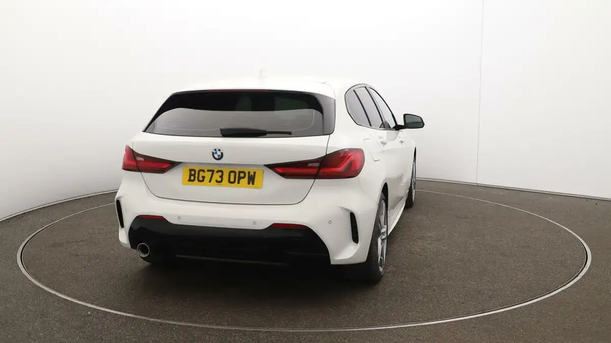 2023-bmw-1-series-15-118i-m-sport-lcp-dct-big-54