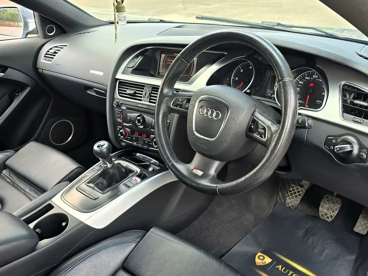 2010-audi-a5-20td-s-line-special-edition-168bhp-coupe-big-21