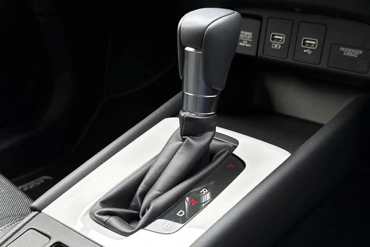 2024-honda-jazz-15-i-mmd-crosstar-advance-big-21