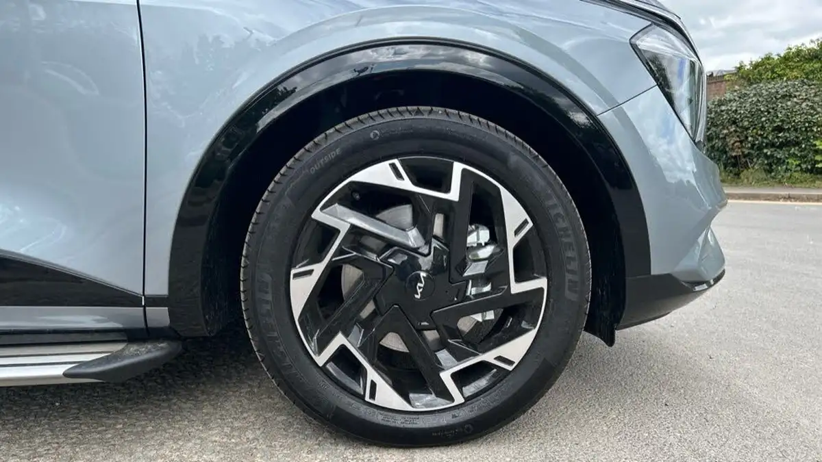 2025-kia-sportage-16-t-gdi-gt-line-157bhp-48v-dct-big-4