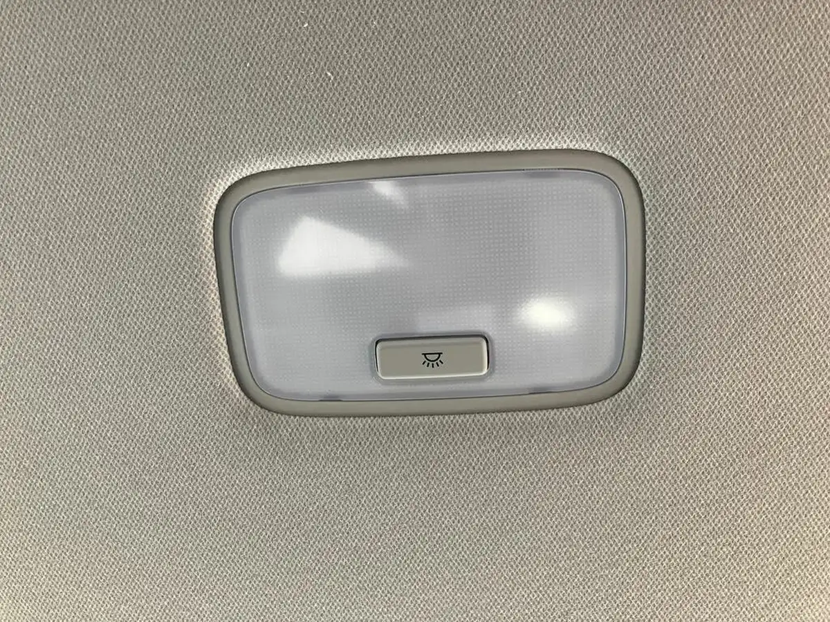 2023-hyundai-kona-e-se-connect-big-26