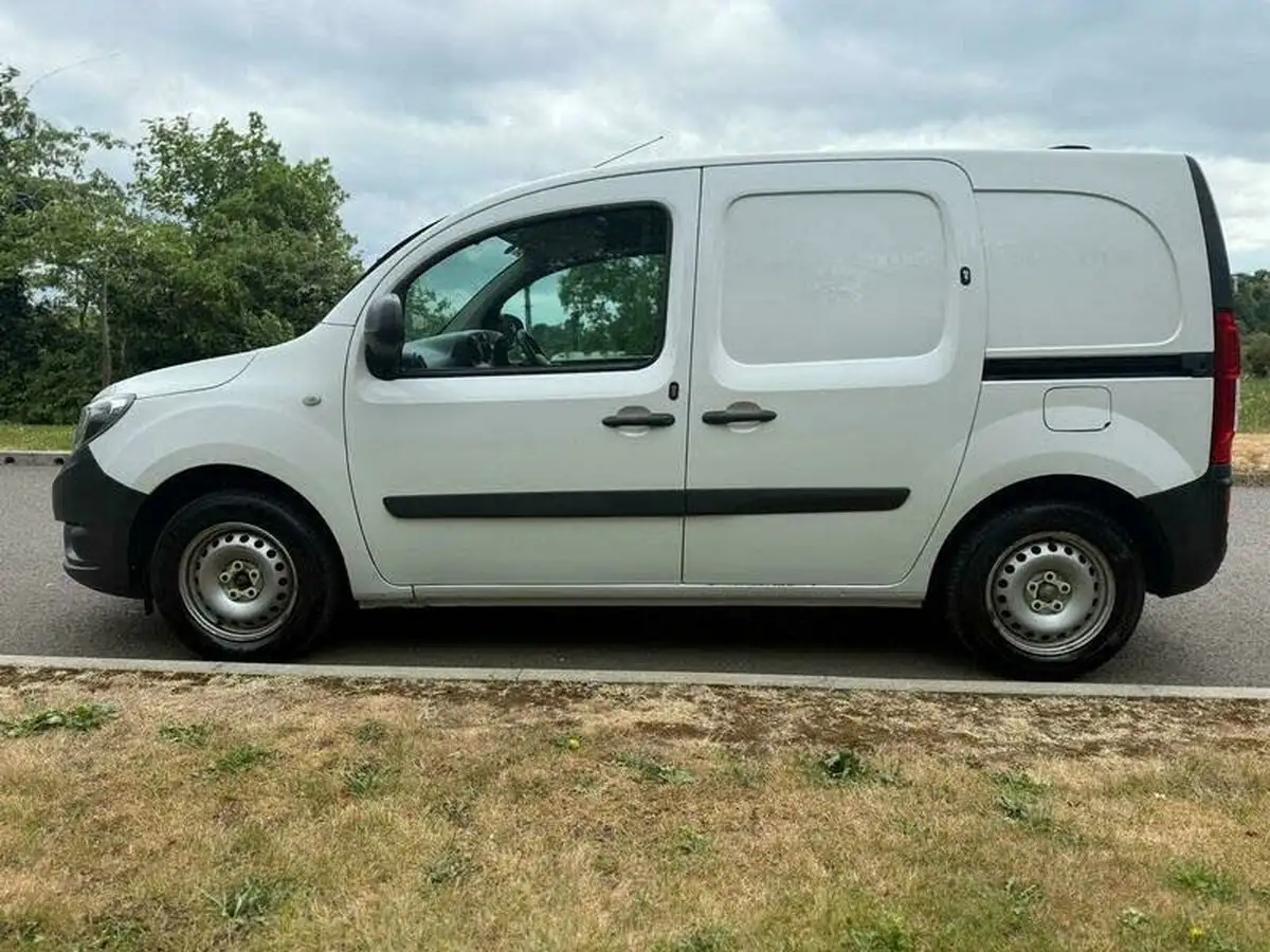2018-mercedes-benz-citan-15-cdi-109-15-cdi-long-panel-van-big-19