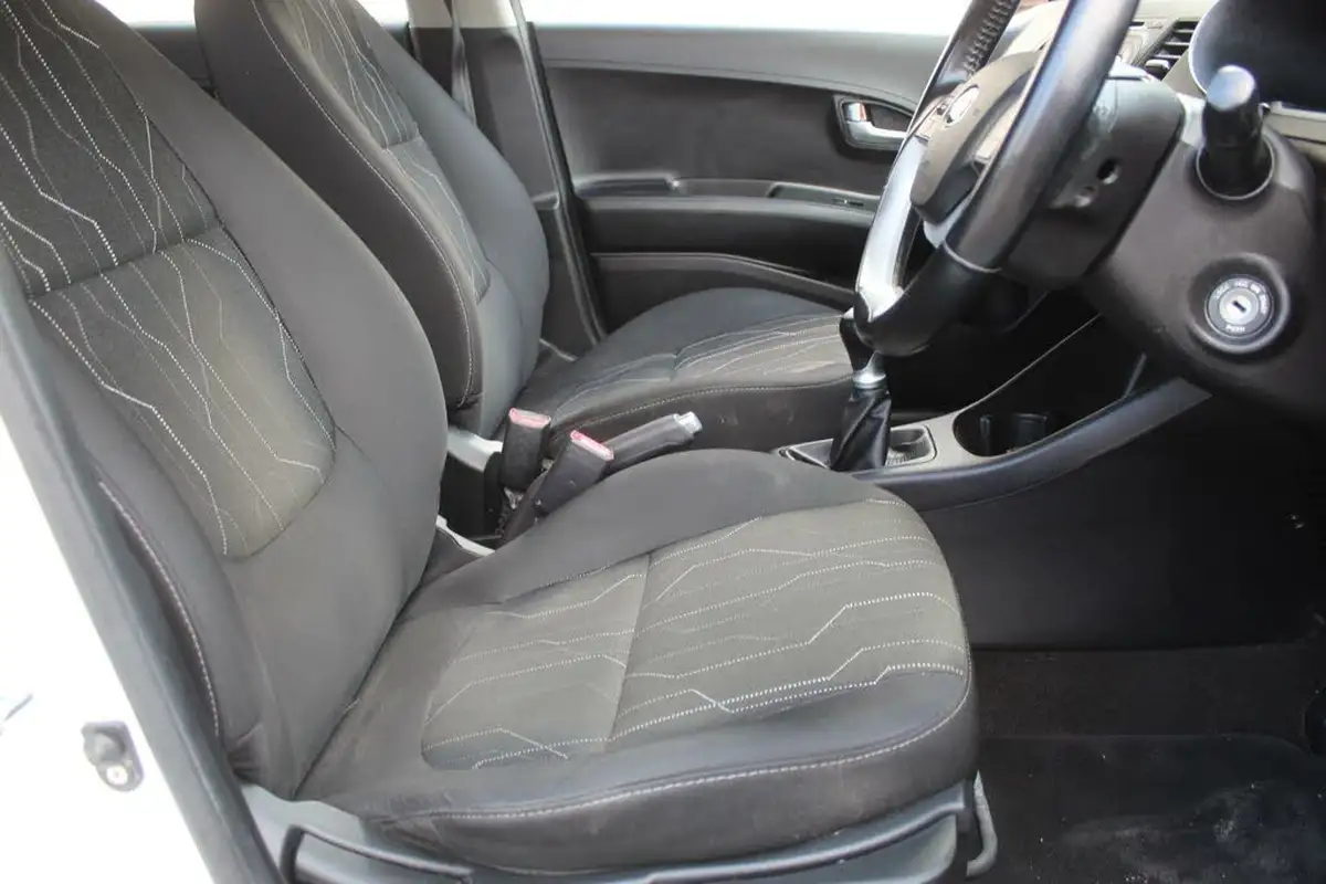 2015-kia-picanto-10-sr7-5d-big-18