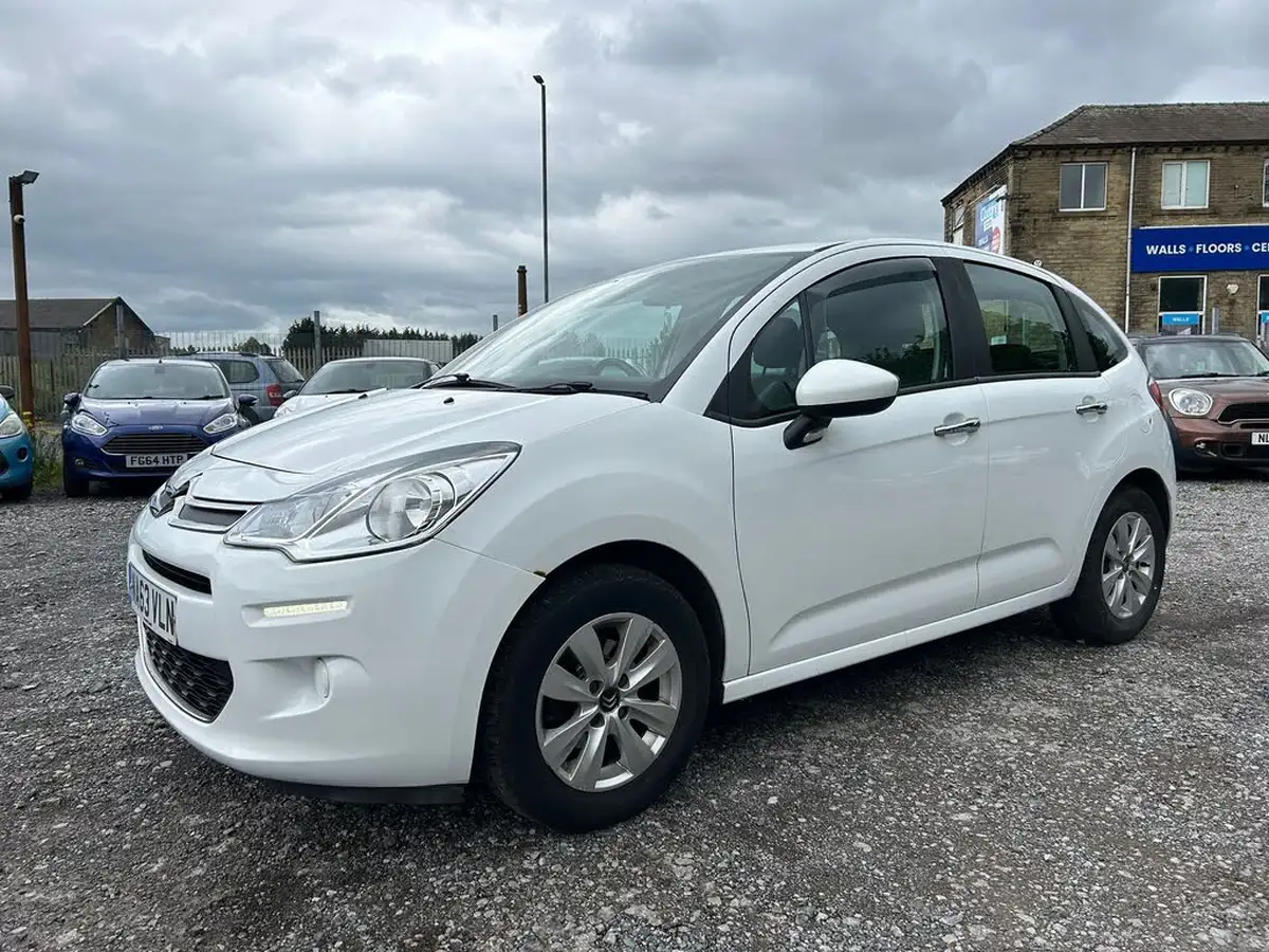 2013-citroen-c3-14hdi-vtr-big-2