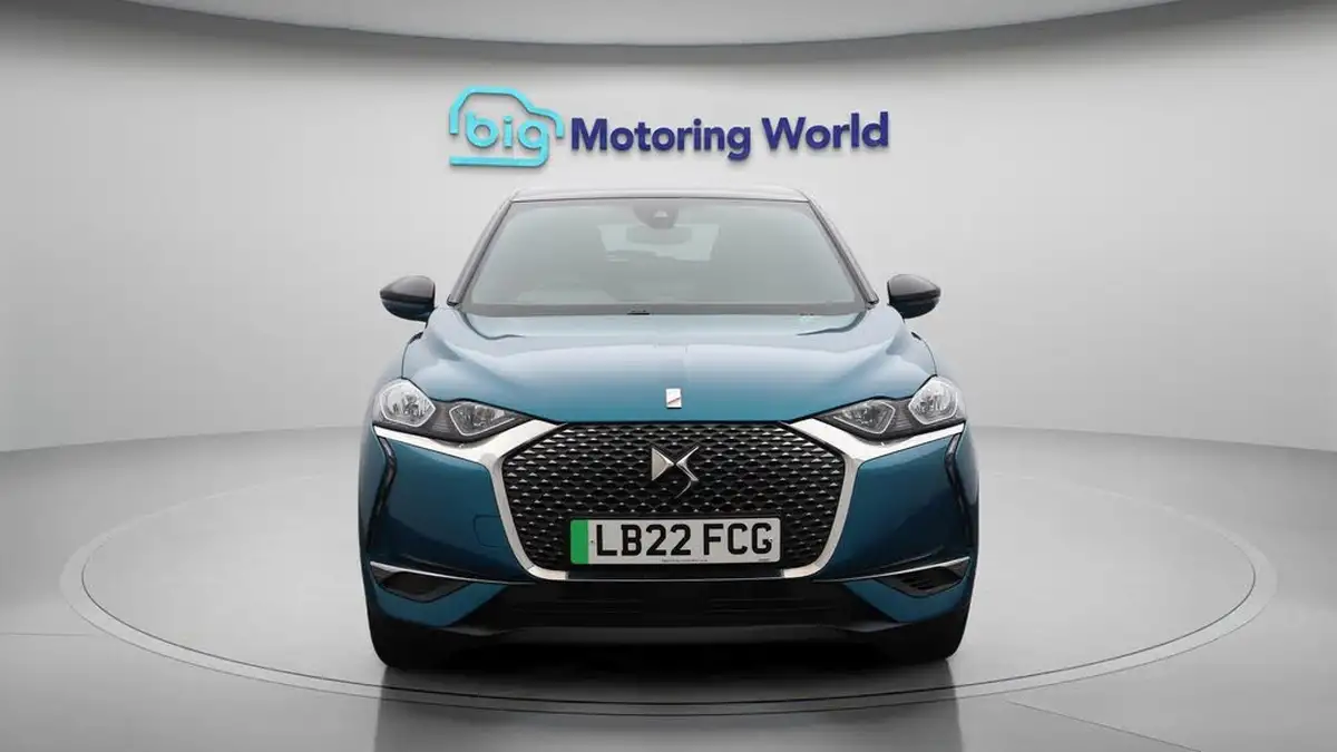 2022-ds-ds-3-crossback-e-tense-bastille-big-2