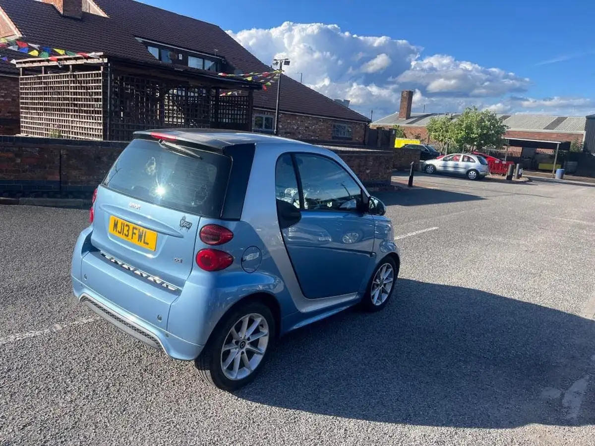 2013-smart-fortwo-08td-passion-coupe-big-5