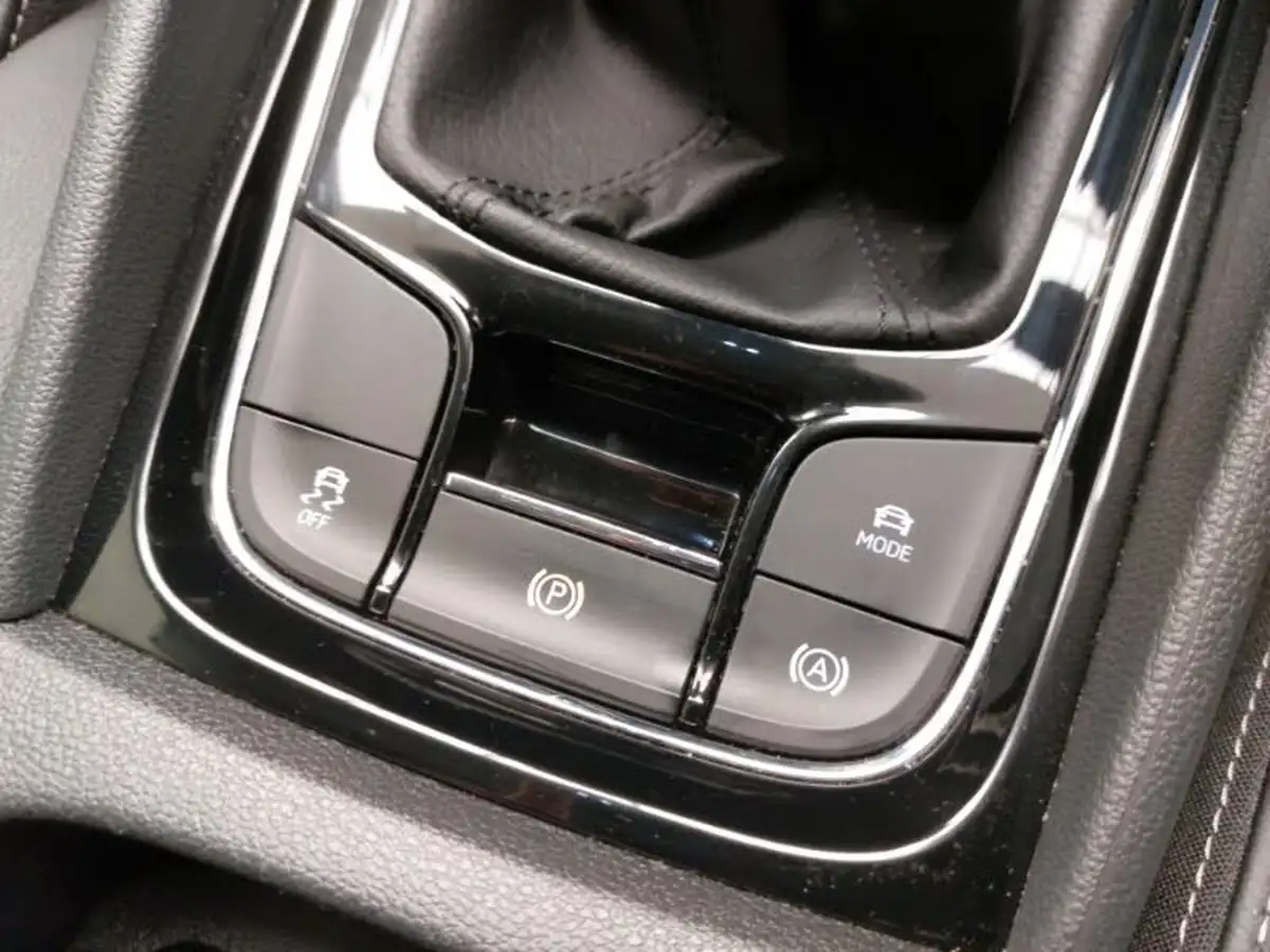 2024-skoda-karoq-10-tsi-se-l-edition-big-14