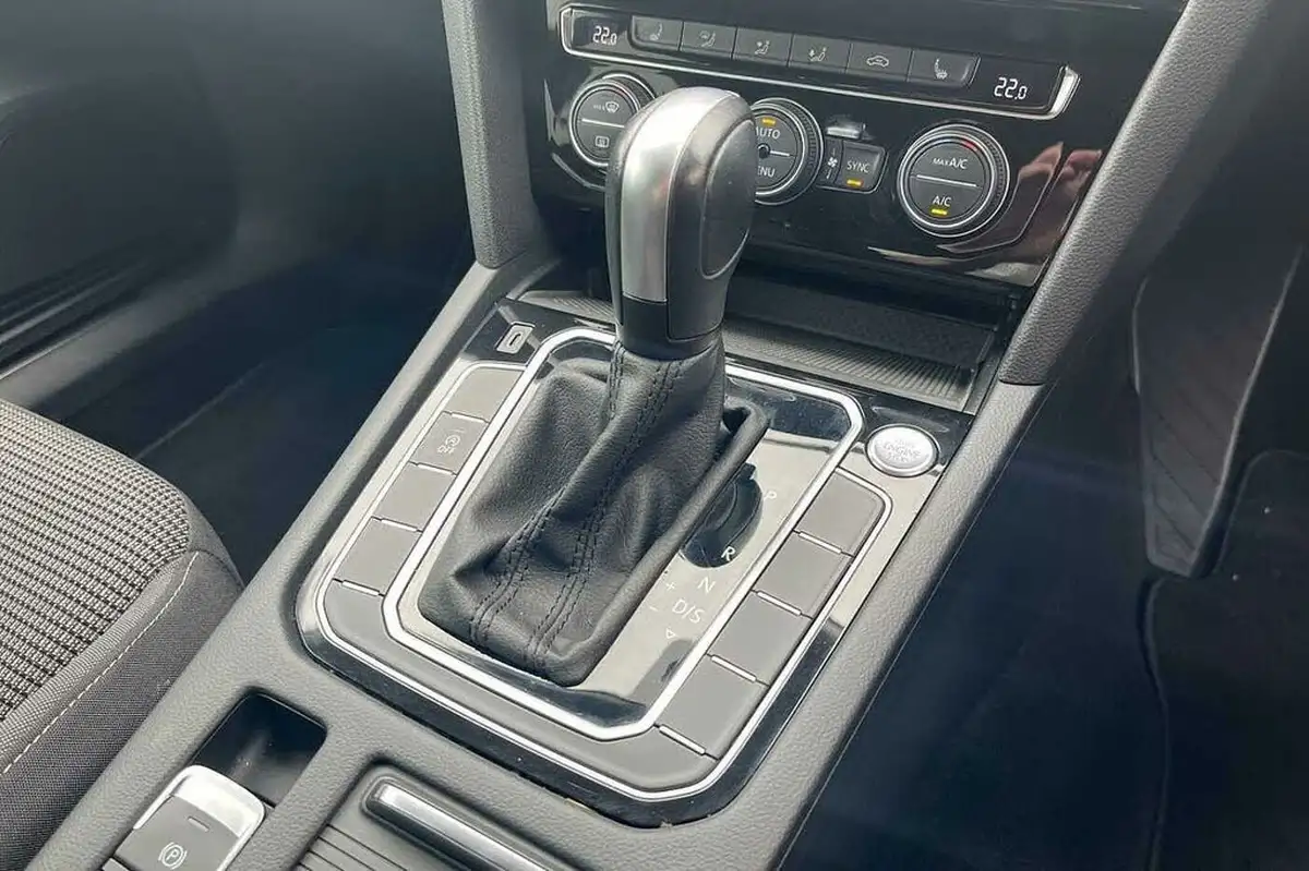 2021-volkswagen-arteon-20-tsi-elegance-190ps-fastback-big-18