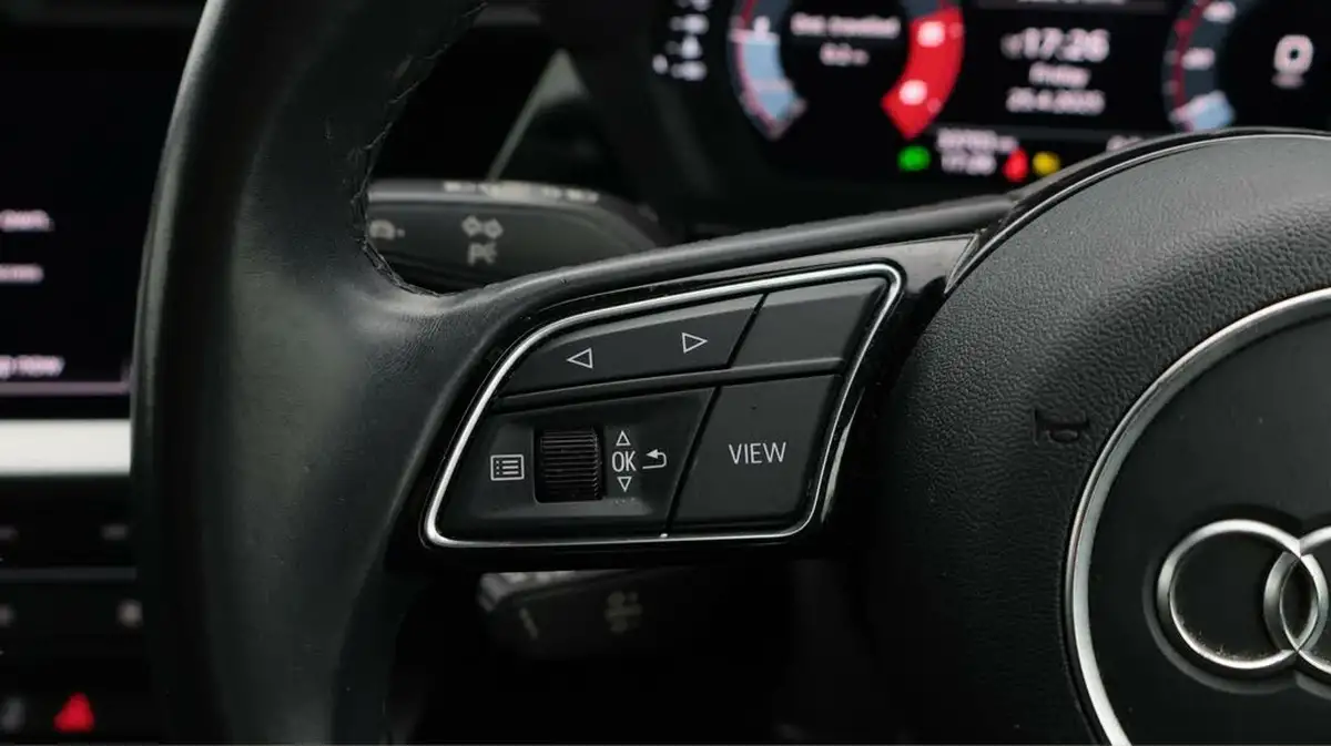2021-audi-a3-20-30-tdi-technik-big-23