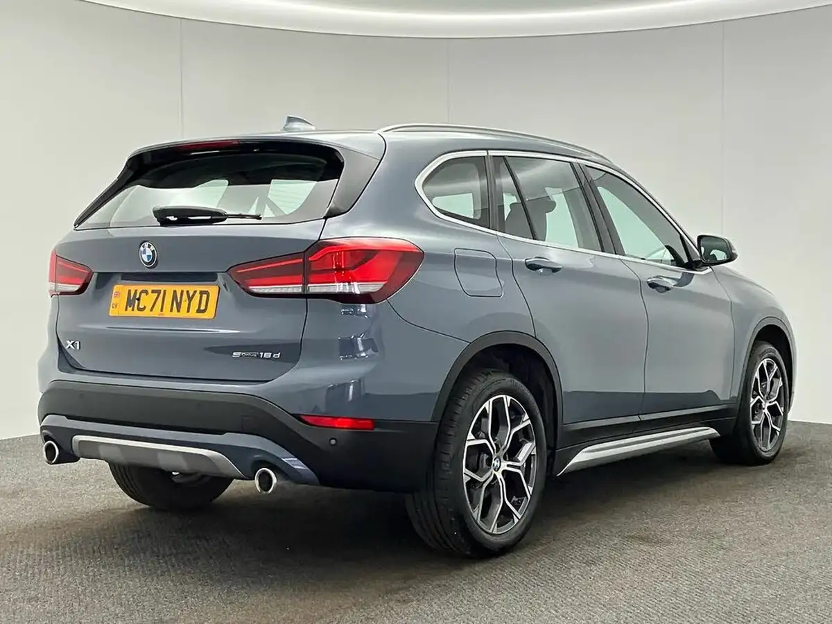 2022-bmw-x1-20td-sdrive18d-xline-sport-auto-big-54