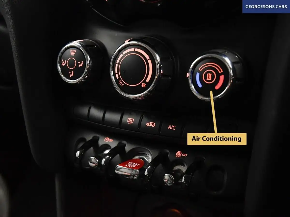 2020-mini-countryman-15-cooper-classic-big-28