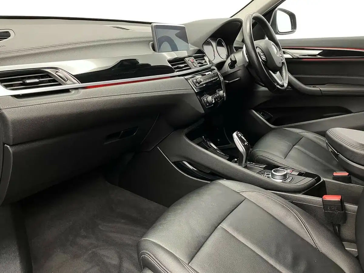 2022-bmw-x1-20td-sdrive18d-xline-sport-auto-big-6