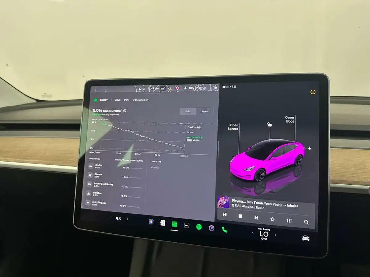 2022-tesla-model-3-e-long-range-big-45