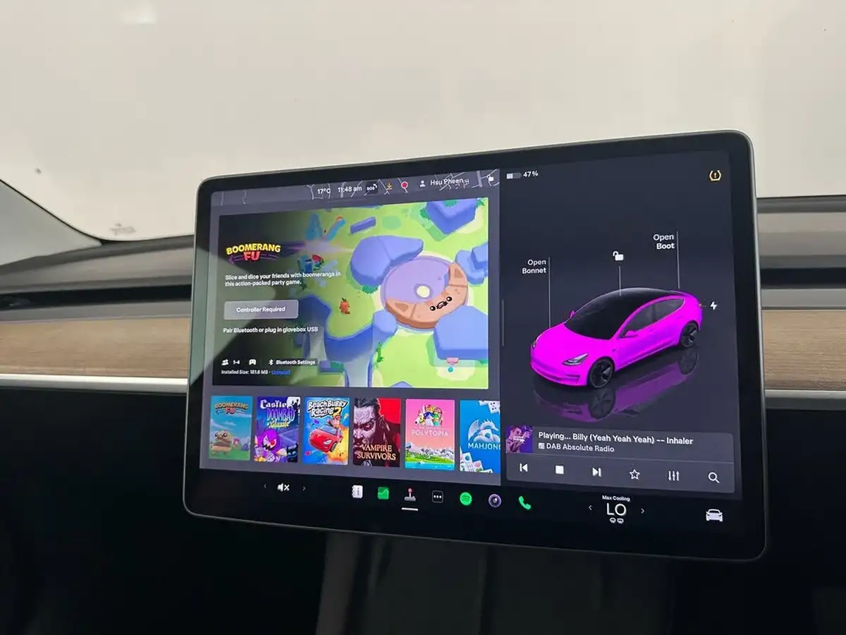 2022-tesla-model-3-e-long-range-big-41